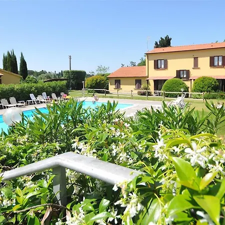Apartman No, 1 Cecina